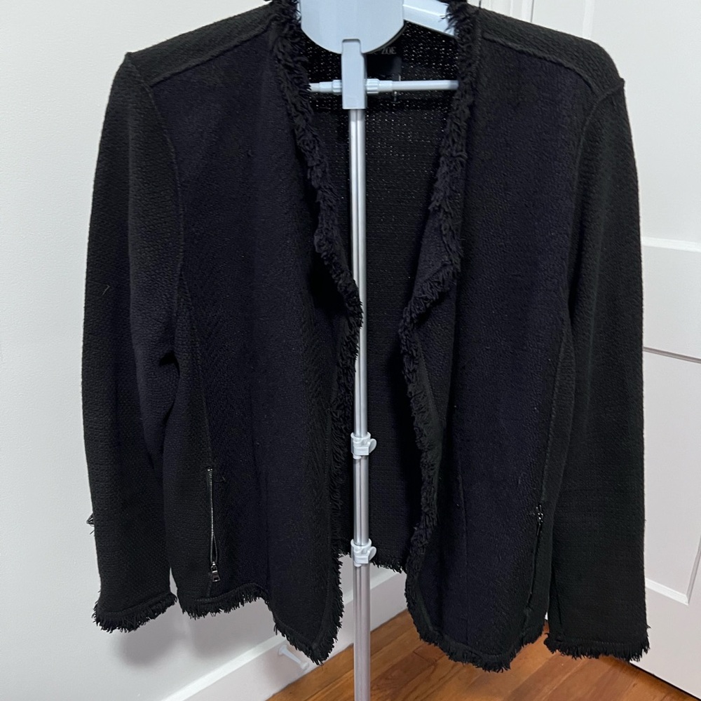 NIC+ZOE Black Frayed Edge sweater